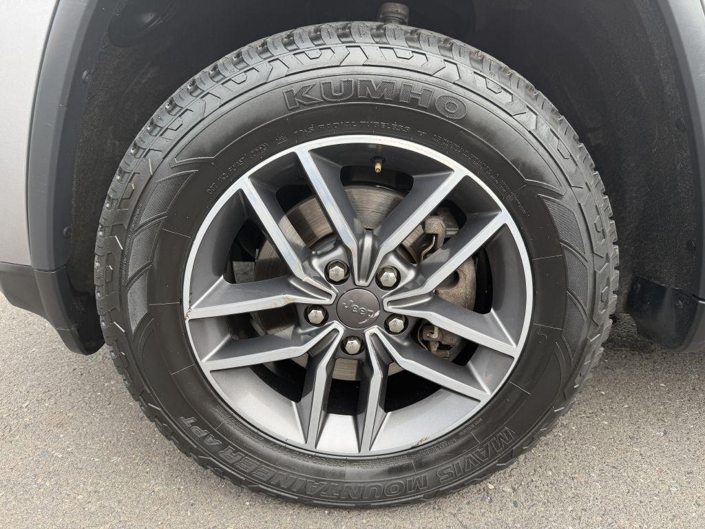Jeep Grand Cherokee Laredo 2019