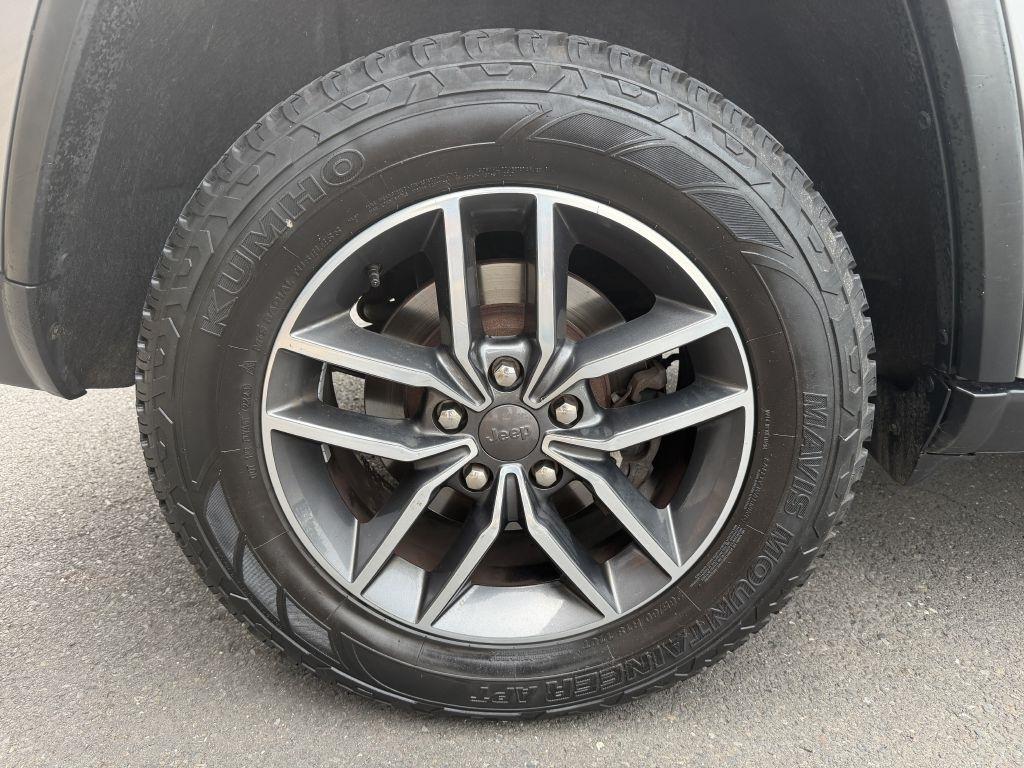 Jeep Grand Cherokee Laredo 2019