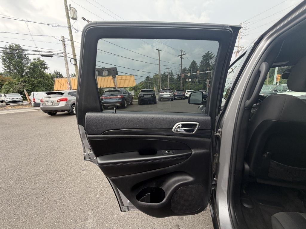 Jeep Grand Cherokee Laredo 2019