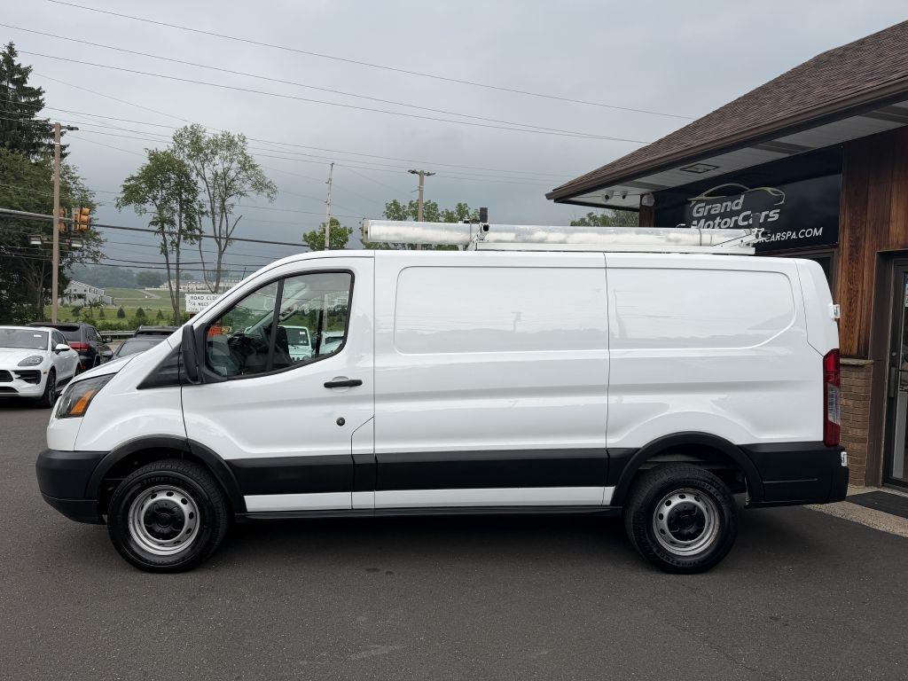 Ford Transit 250 2019