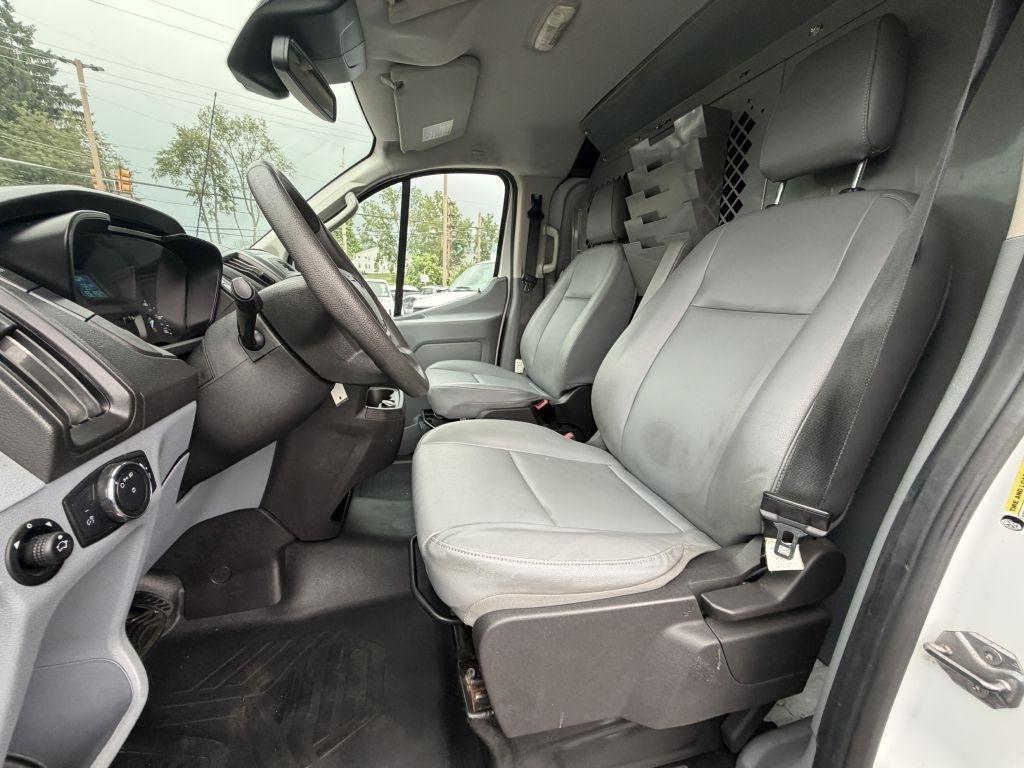 Ford Transit 250 2019