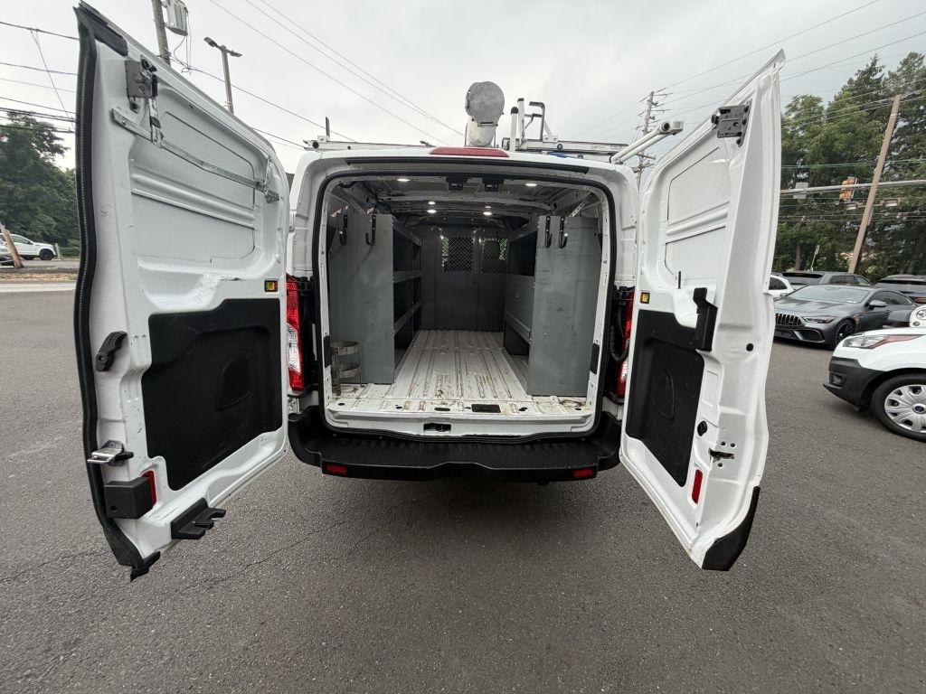 Ford Transit 250 2019