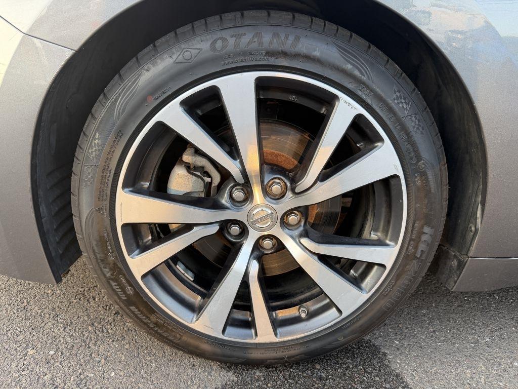 Nissan Maxima 3.5 SV 2017