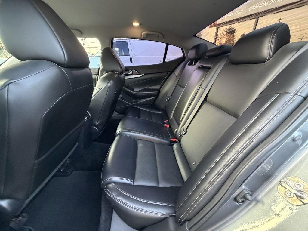 Nissan Maxima 3.5 SV 2017