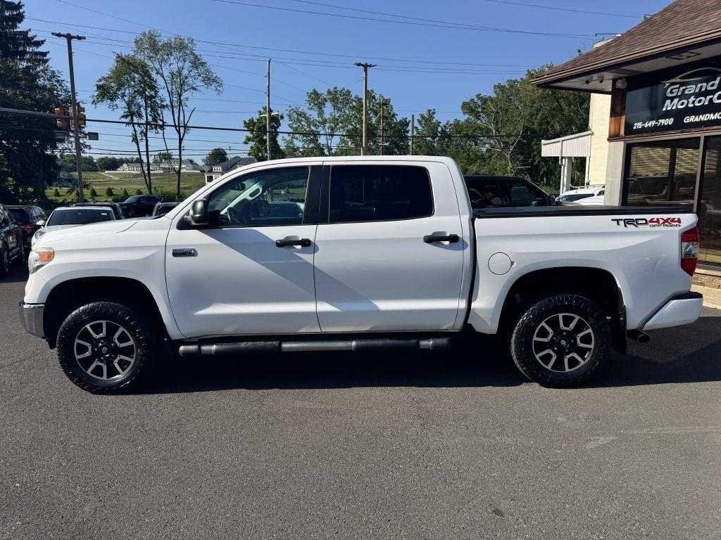 Toyota Tundra  2016