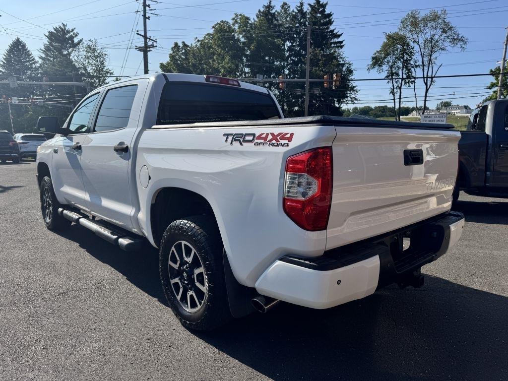 Toyota Tundra  2016