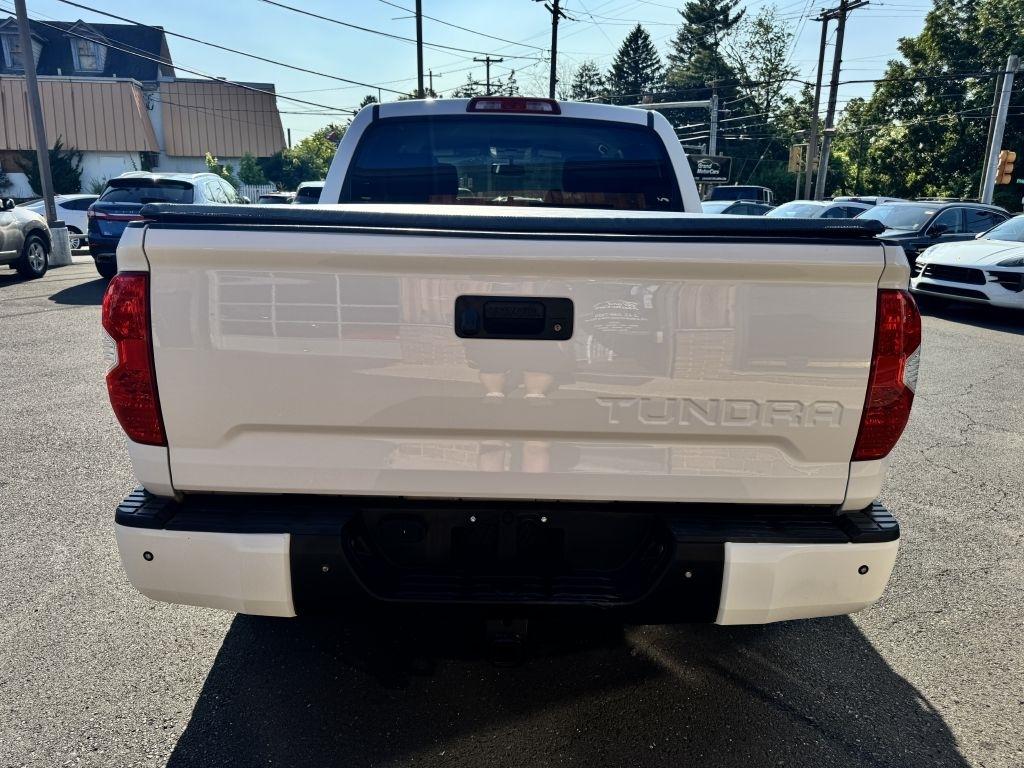 Toyota Tundra  2016