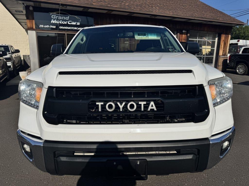 Toyota Tundra  2016