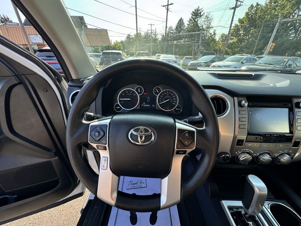Toyota Tundra  2016