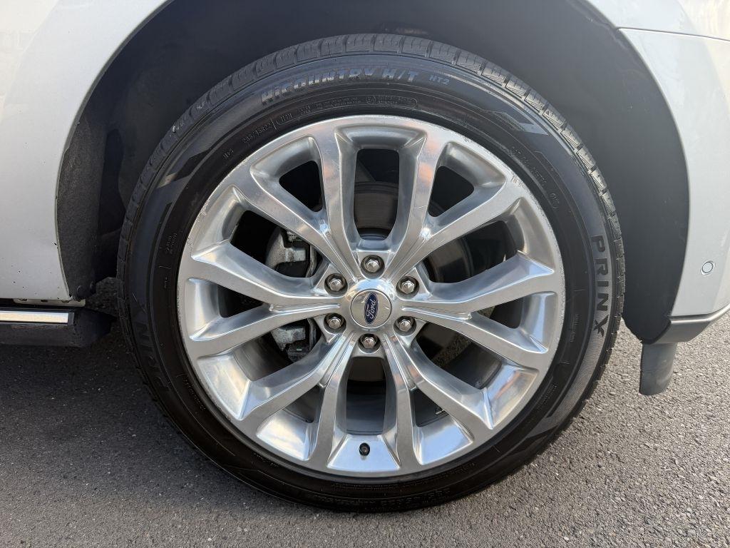 Ford Expedition  2019