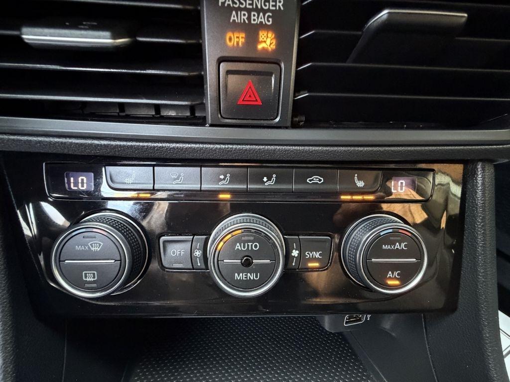 Volkswagen Jetta  2019