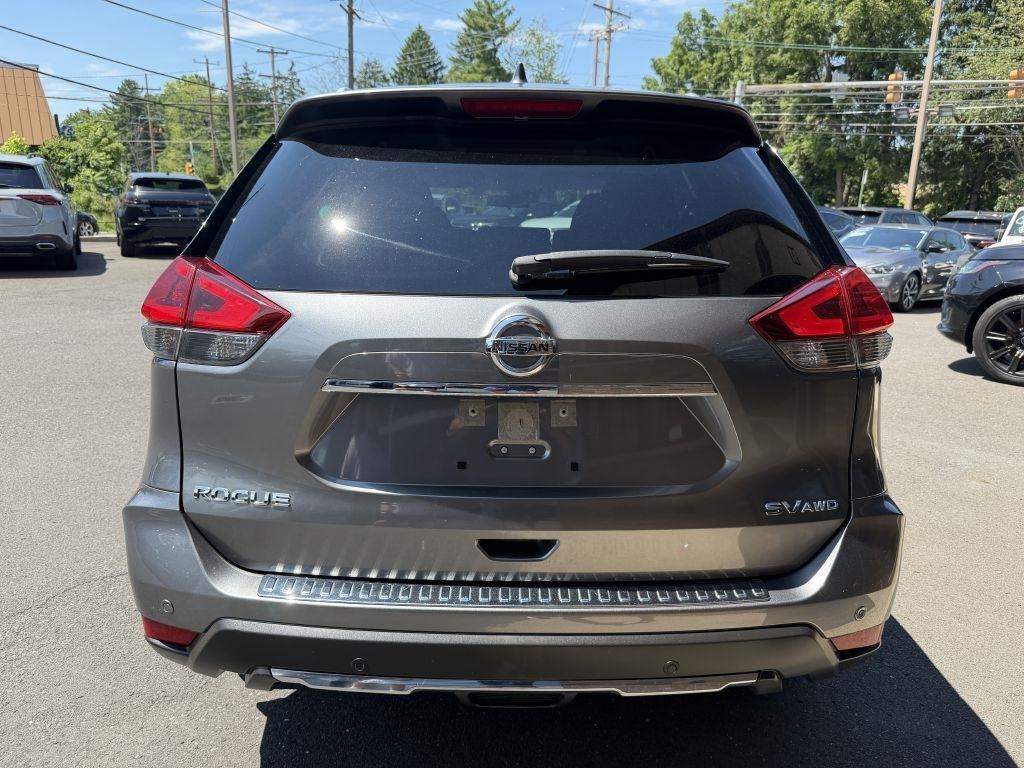Nissan Rogue  2020