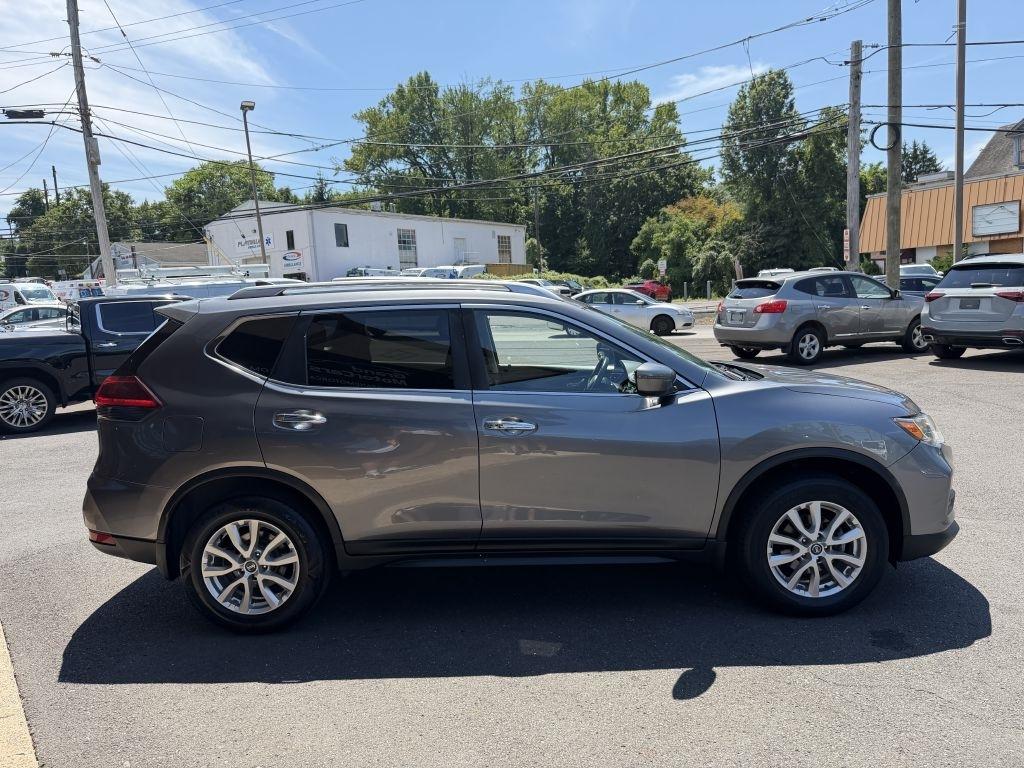 Nissan Rogue  2020