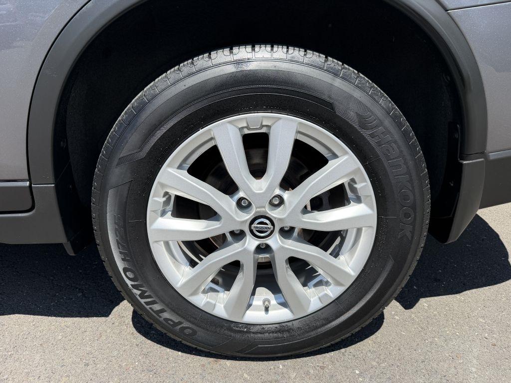 Nissan Rogue  2020