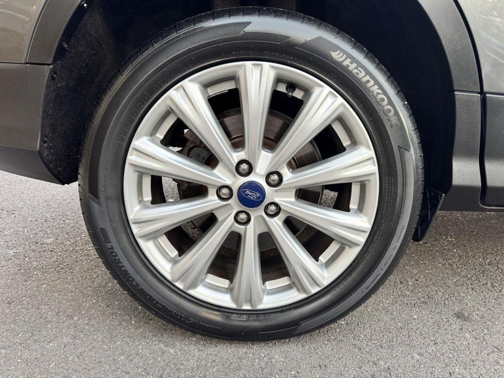 Ford Escape  2017