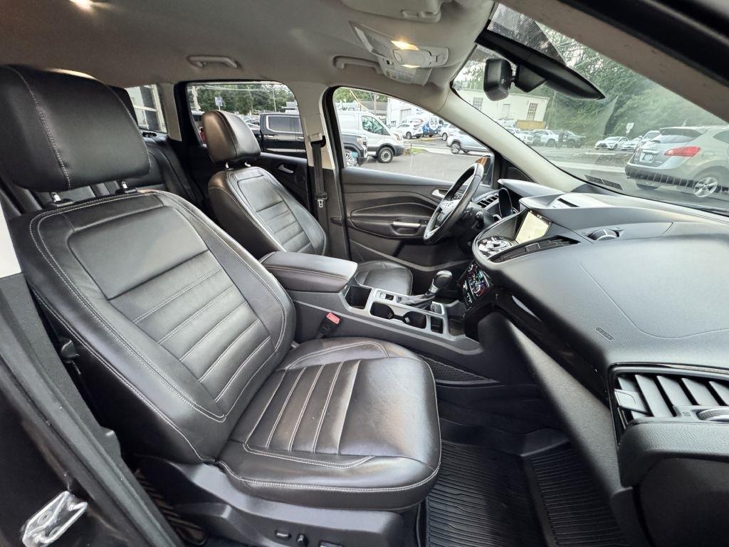 Ford Escape  2017