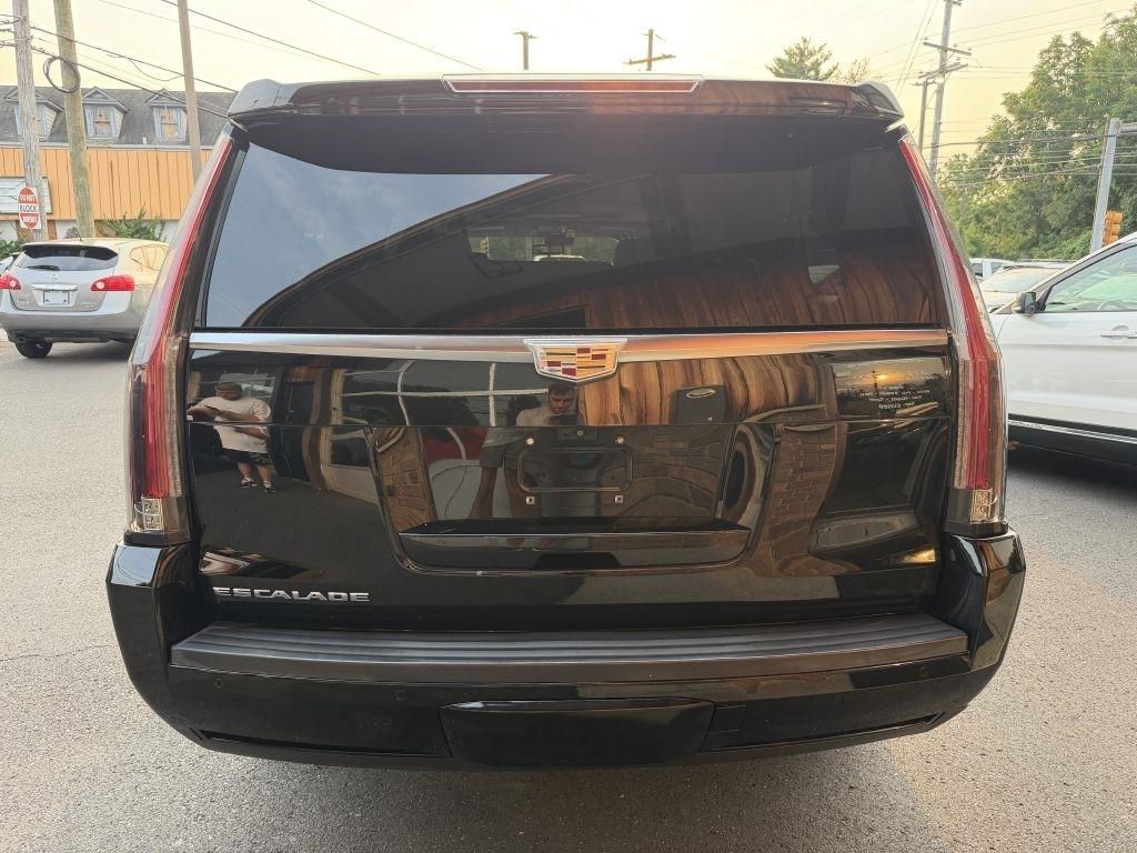 Cadillac Escalade  2017