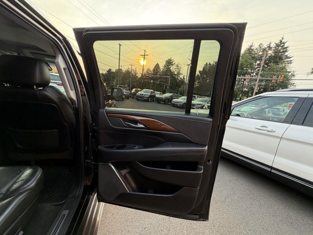 Cadillac Escalade  2017