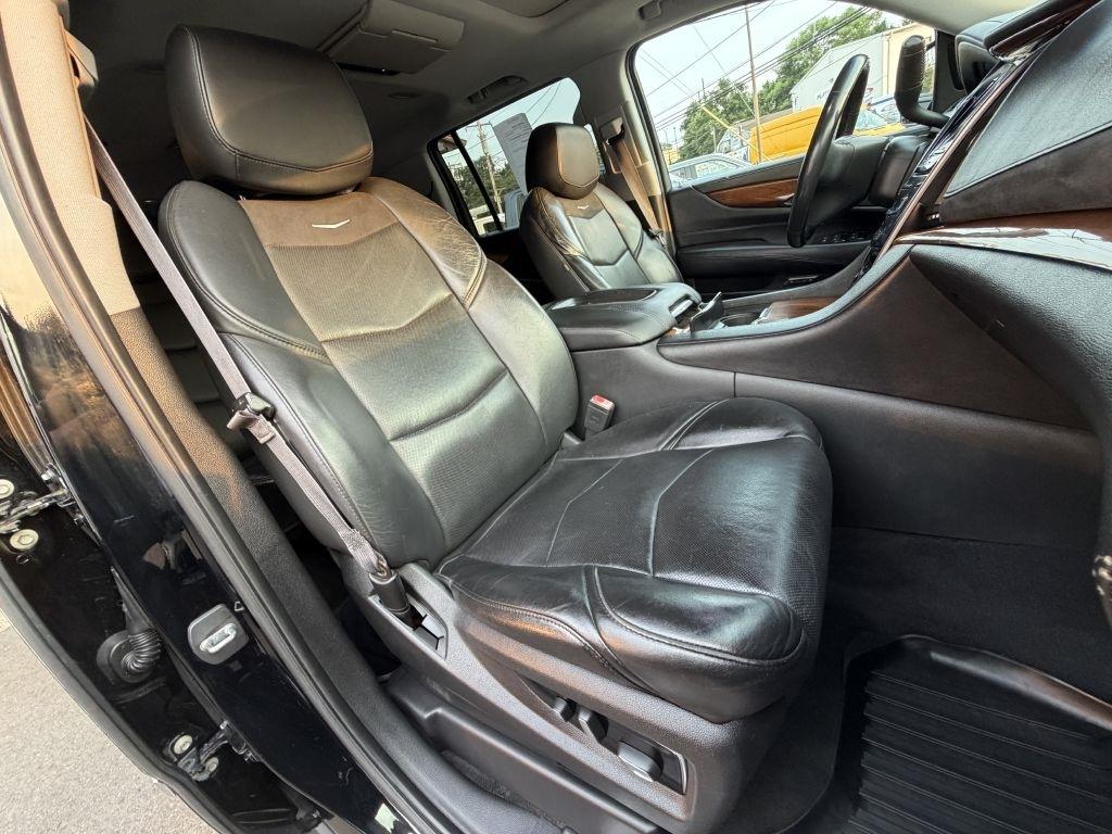 Cadillac Escalade  2017