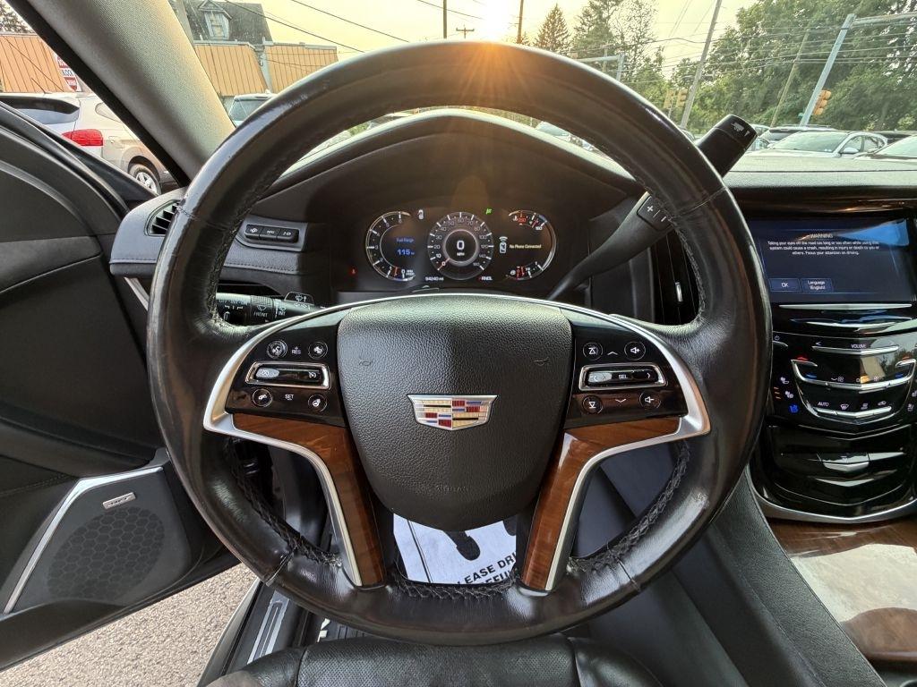 Cadillac Escalade  2017