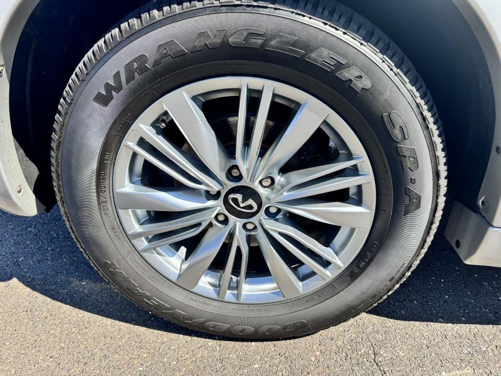 Infiniti QX80  2019