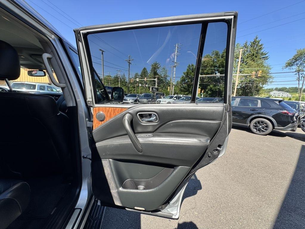 Infiniti QX80  2019
