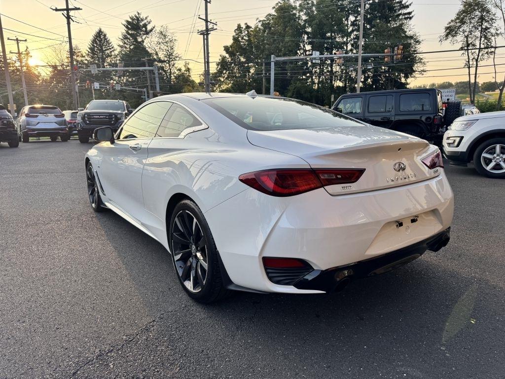 Infiniti Q60  2017