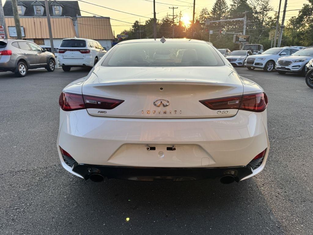 Infiniti Q60  2017