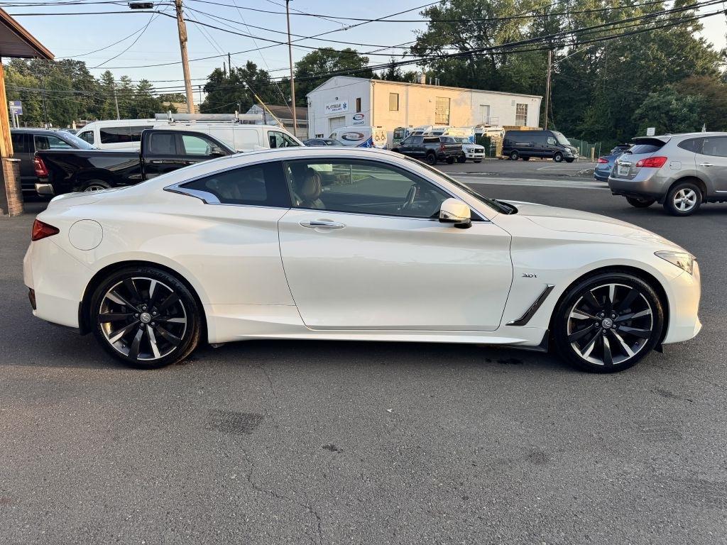 Infiniti Q60  2017