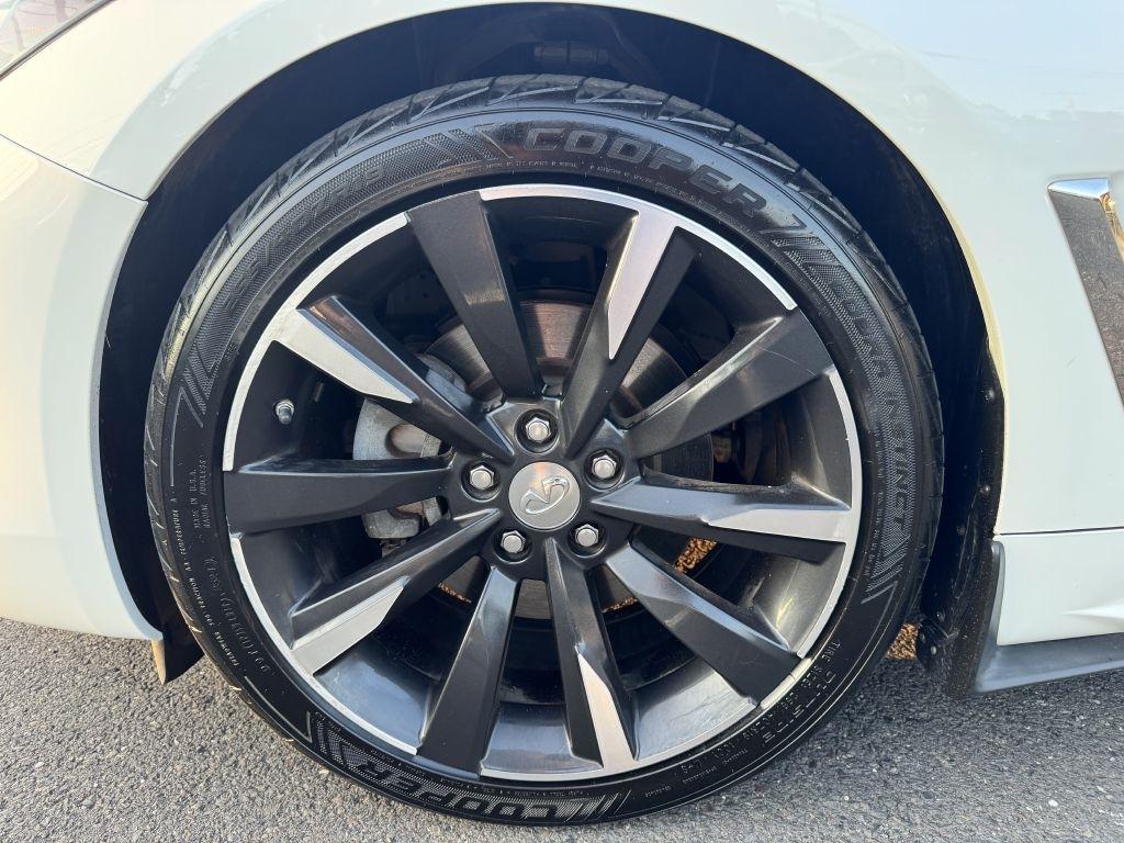 Infiniti Q60  2017
