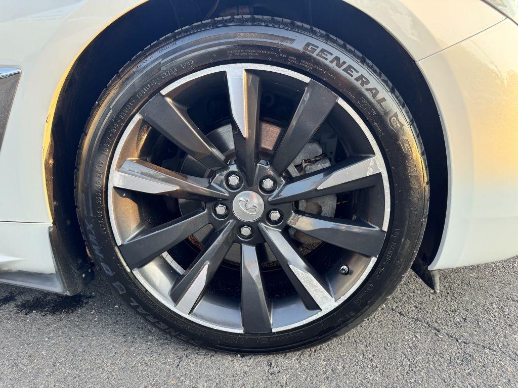 Infiniti Q60  2017
