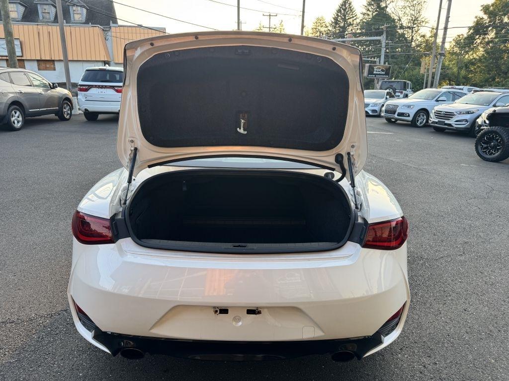 Infiniti Q60  2017