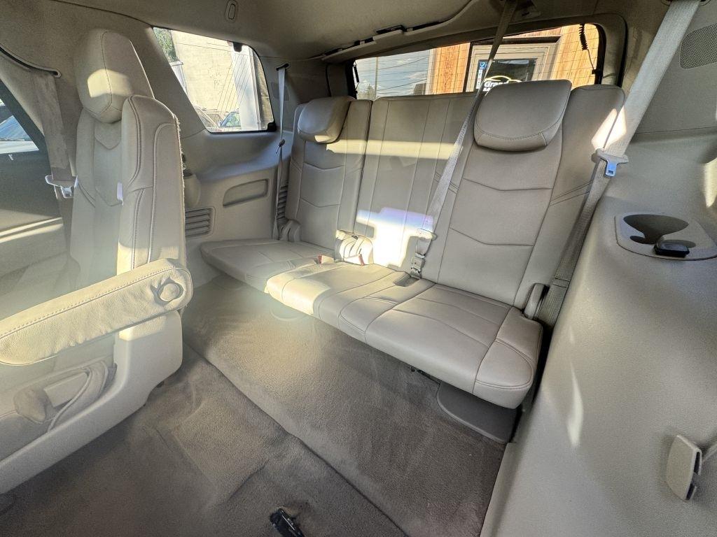 Cadillac Escalade  2016