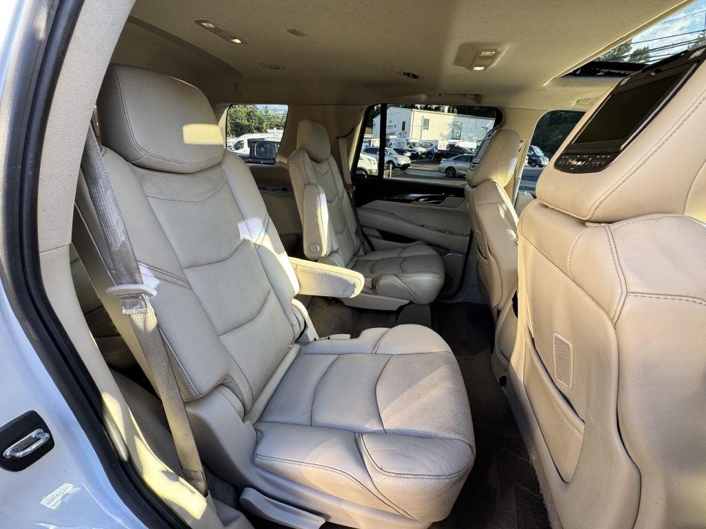 Cadillac Escalade  2016