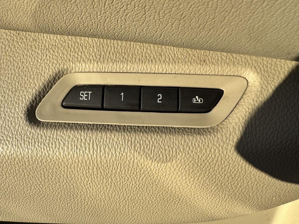 Cadillac Escalade  2016