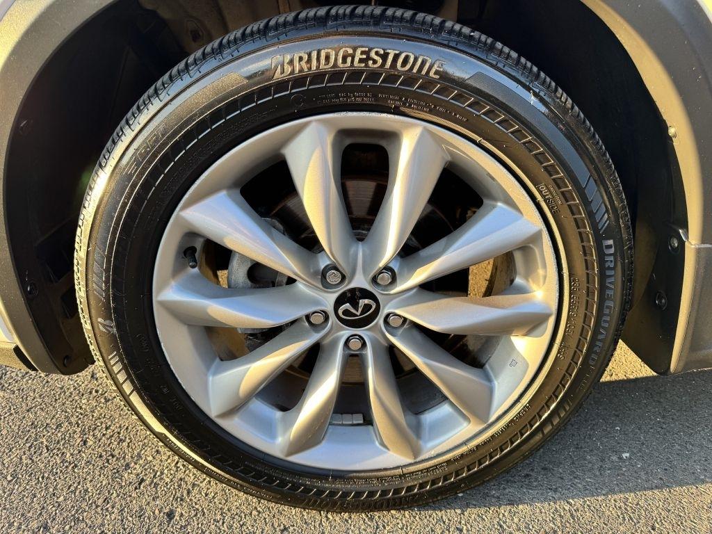 Infiniti QX50  2020