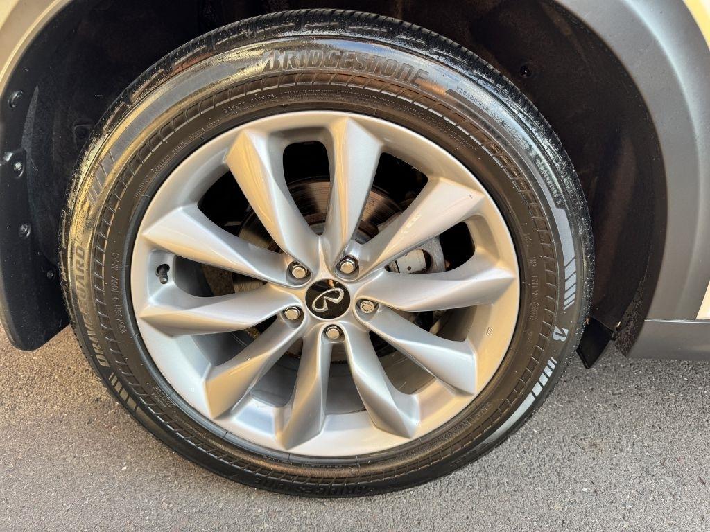 Infiniti QX50  2020