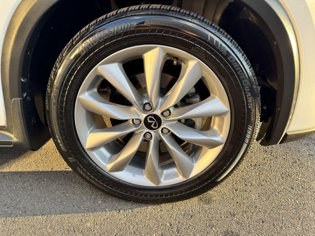 Infiniti QX50  2020