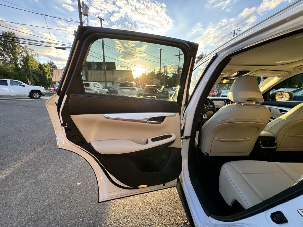 Infiniti QX50  2020