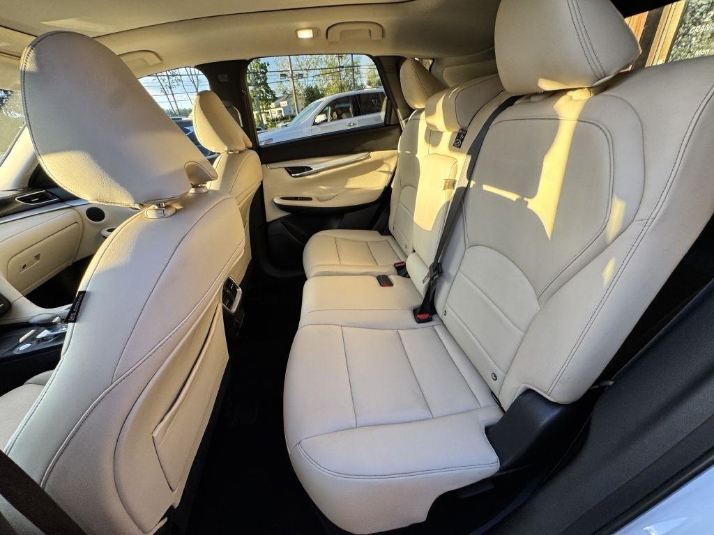 Infiniti QX50  2020