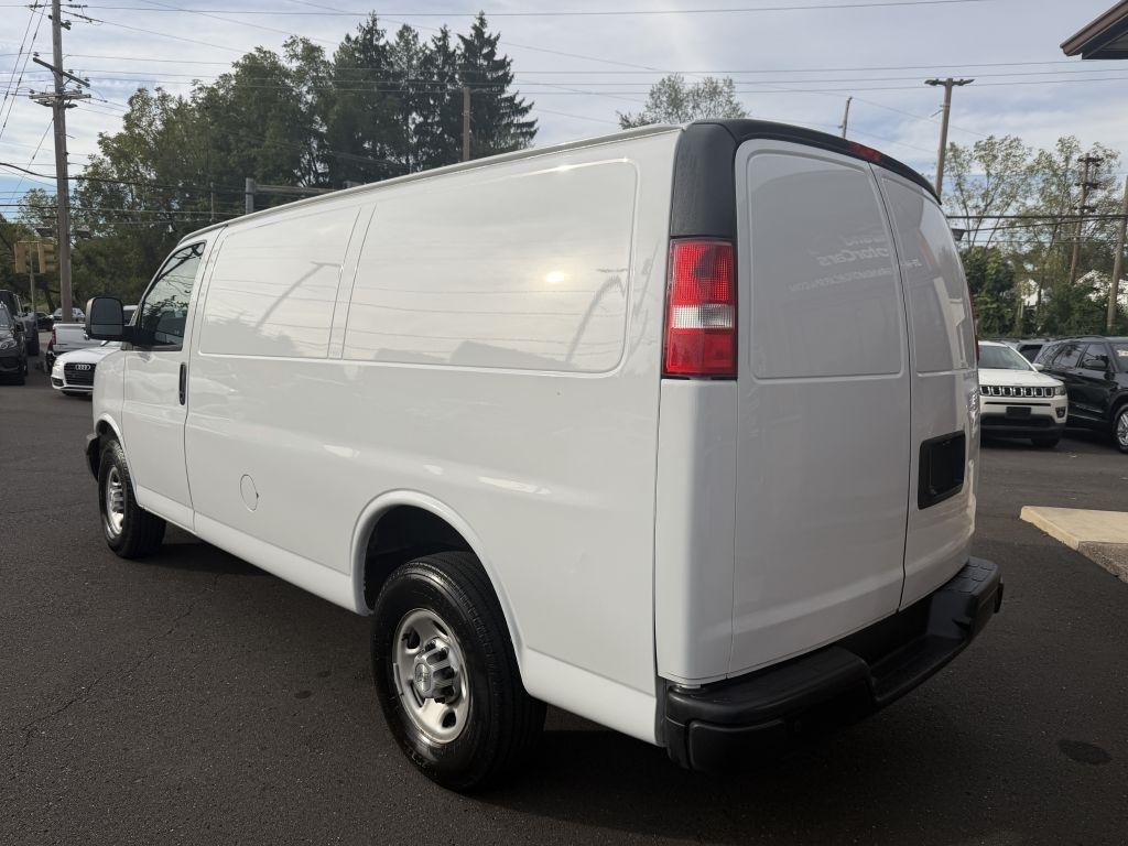 Chevrolet Express  2021