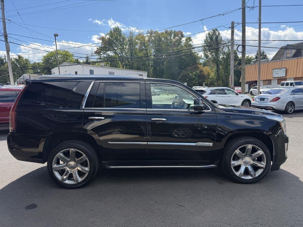 Cadillac Escalade  2017