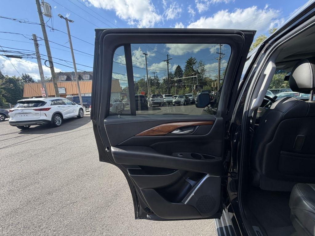 Cadillac Escalade  2017