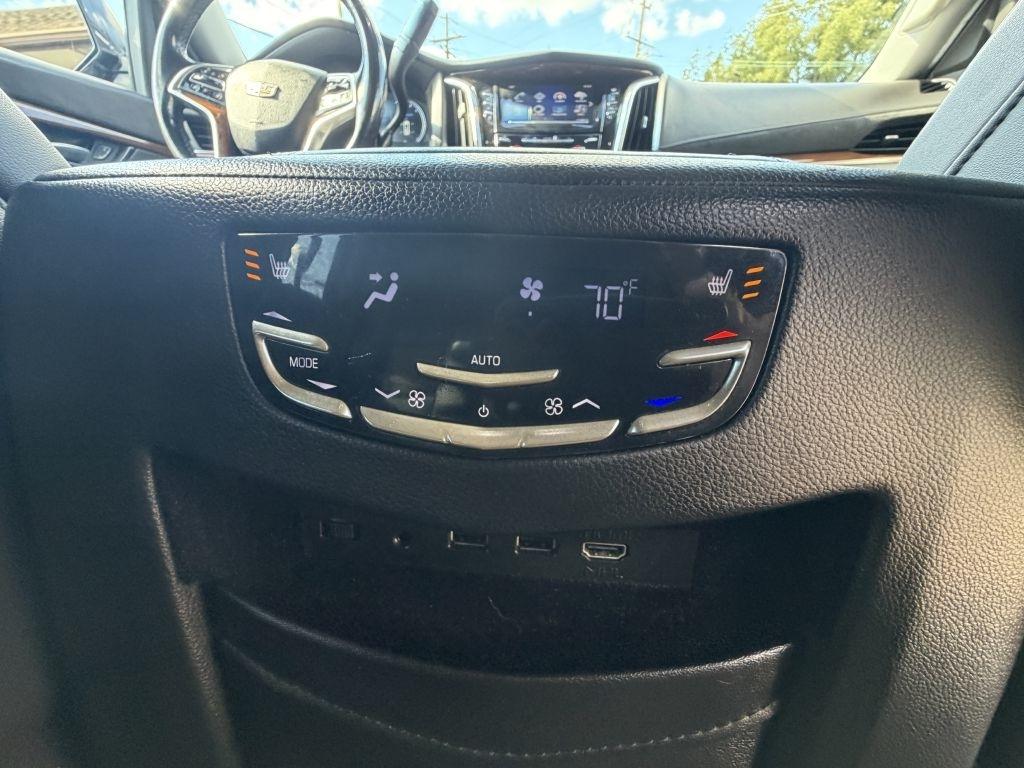 Cadillac Escalade  2017