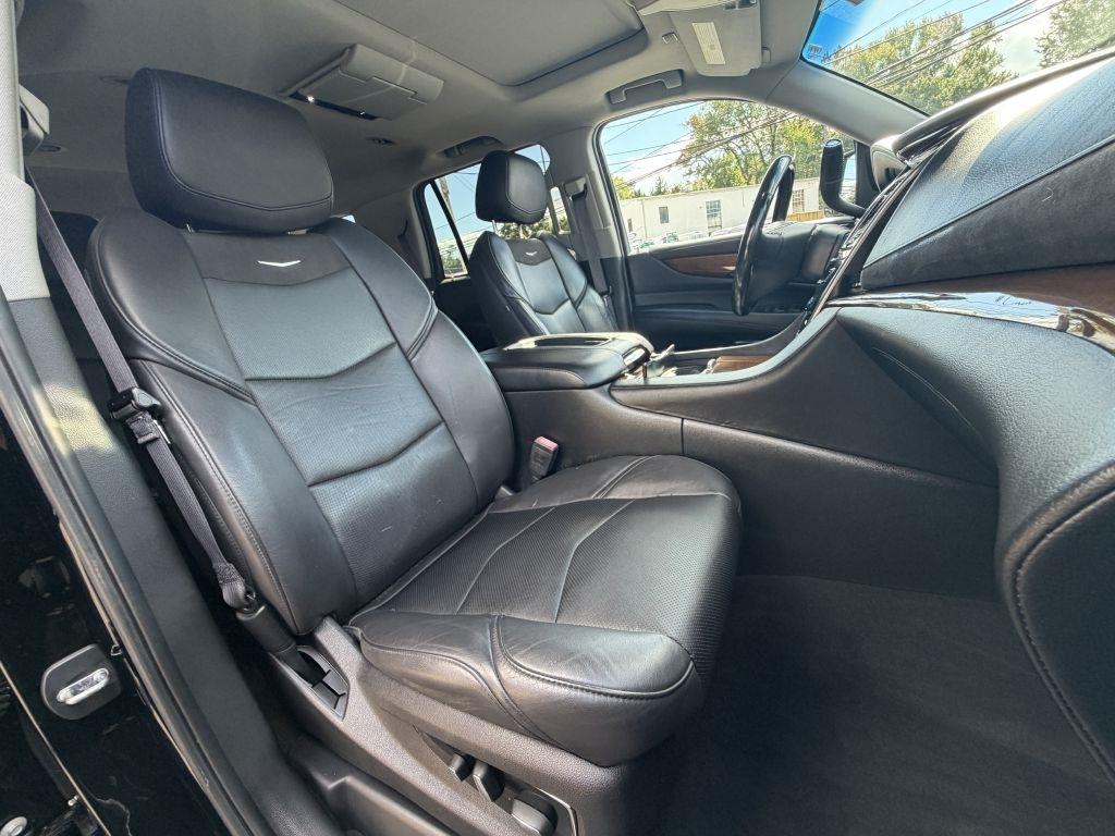 Cadillac Escalade  2017
