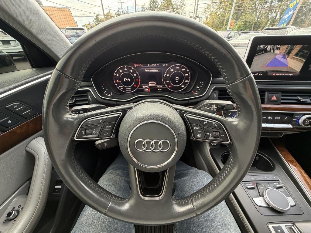 Audi A4  2019