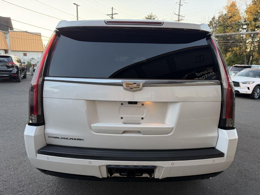 Cadillac Escalade Luxury 2017