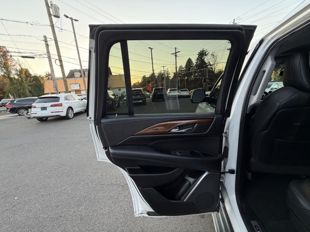 Cadillac Escalade Luxury 2017