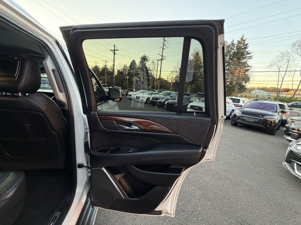Cadillac Escalade Luxury 2017