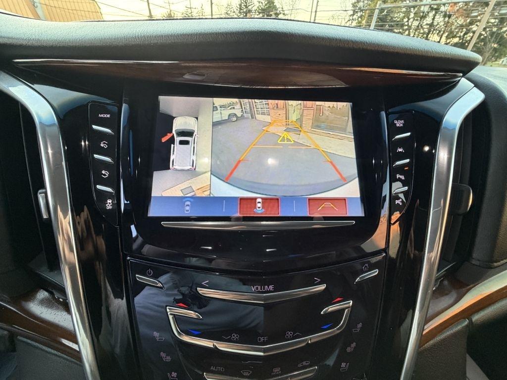 Cadillac Escalade Luxury 2017